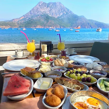 Ford Hotel Adrasan