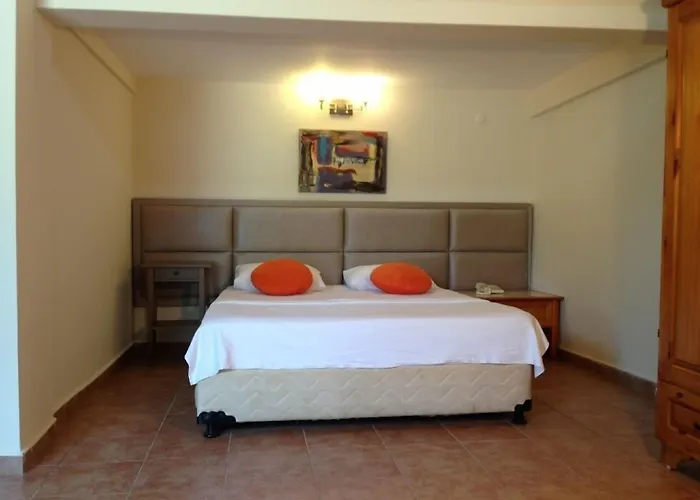 Ford Hotell Adrasan